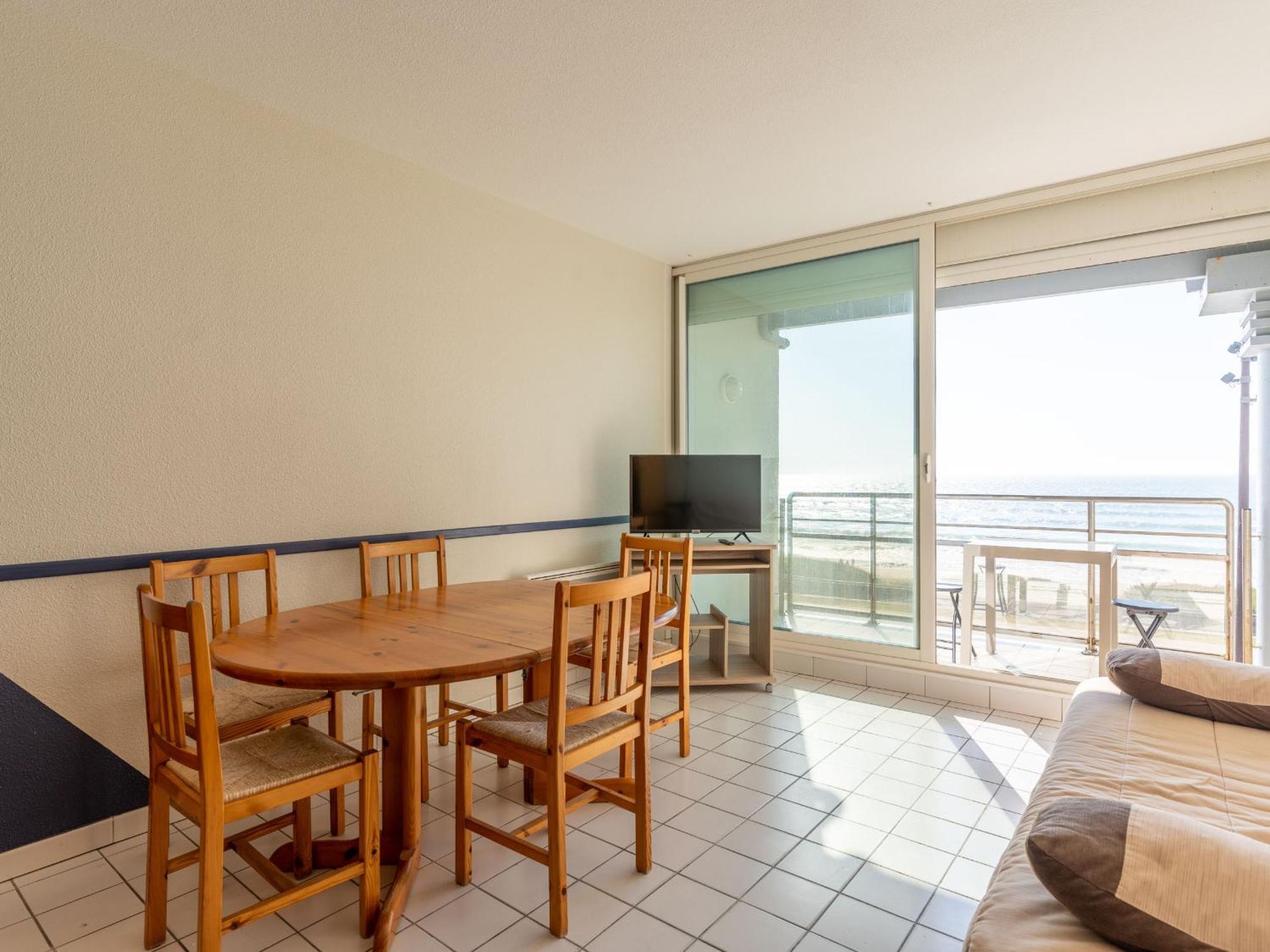 Mimizan Plage: Appartement 6 Pers. Avec Balcon Et Parking - Fr-1-50-114 Exterior photo
